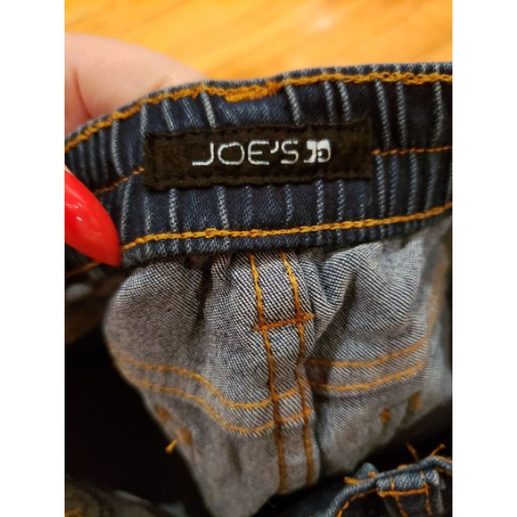 2 pairs of Jean's little girl size 5 & 6 - Picture 3 of 4